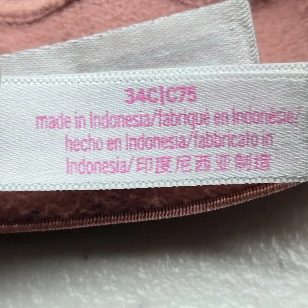 PINK Victoria's Secret Women Bra 34C Pink Wear Everywhere Wireless Lightly‎